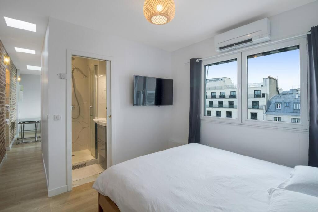 1 Bedroom#haussmann#amazing View#effeiltower#ac Apartment *